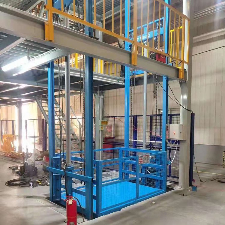 導軌式升降機 導軌式升降機